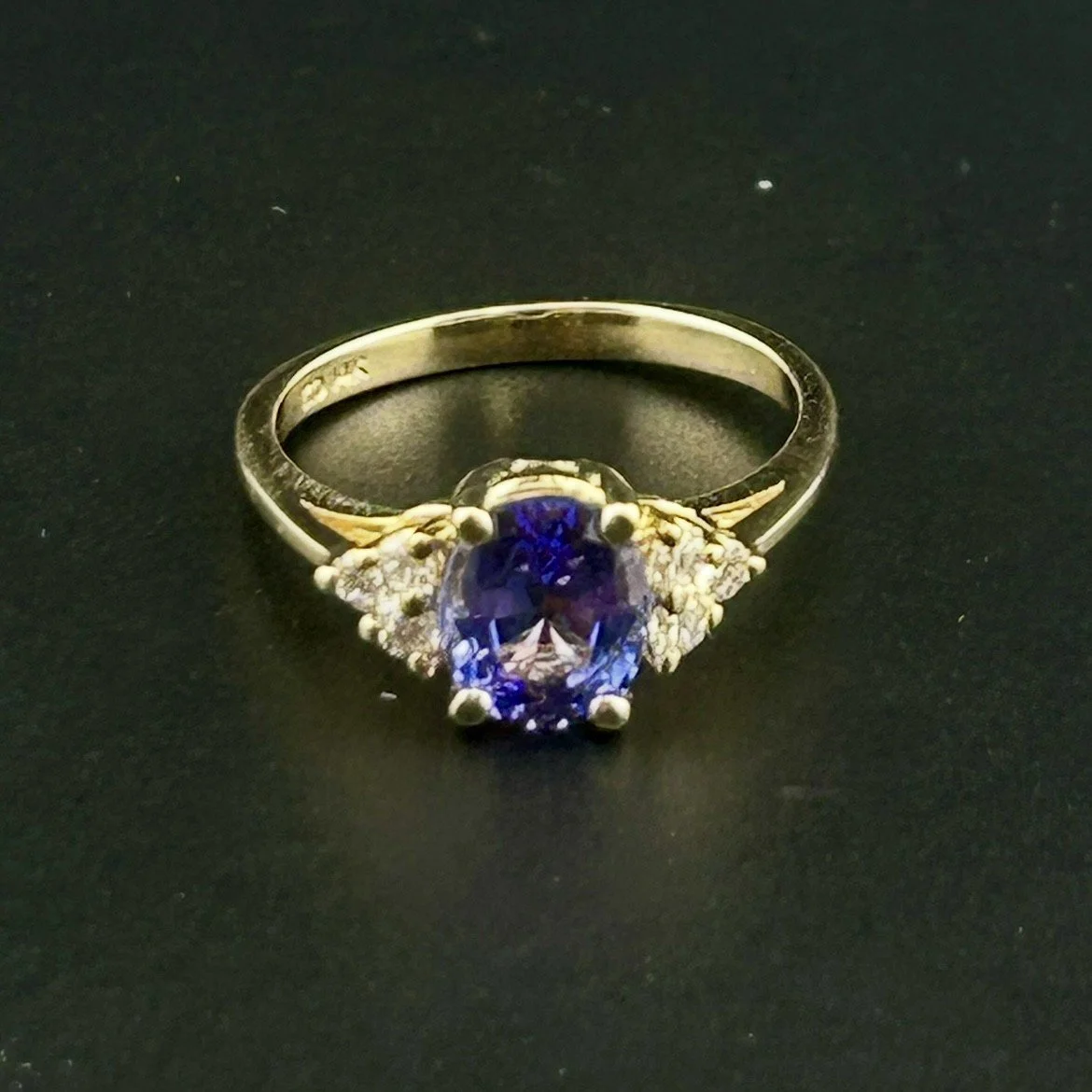 RING COVER TANZ.jpeg