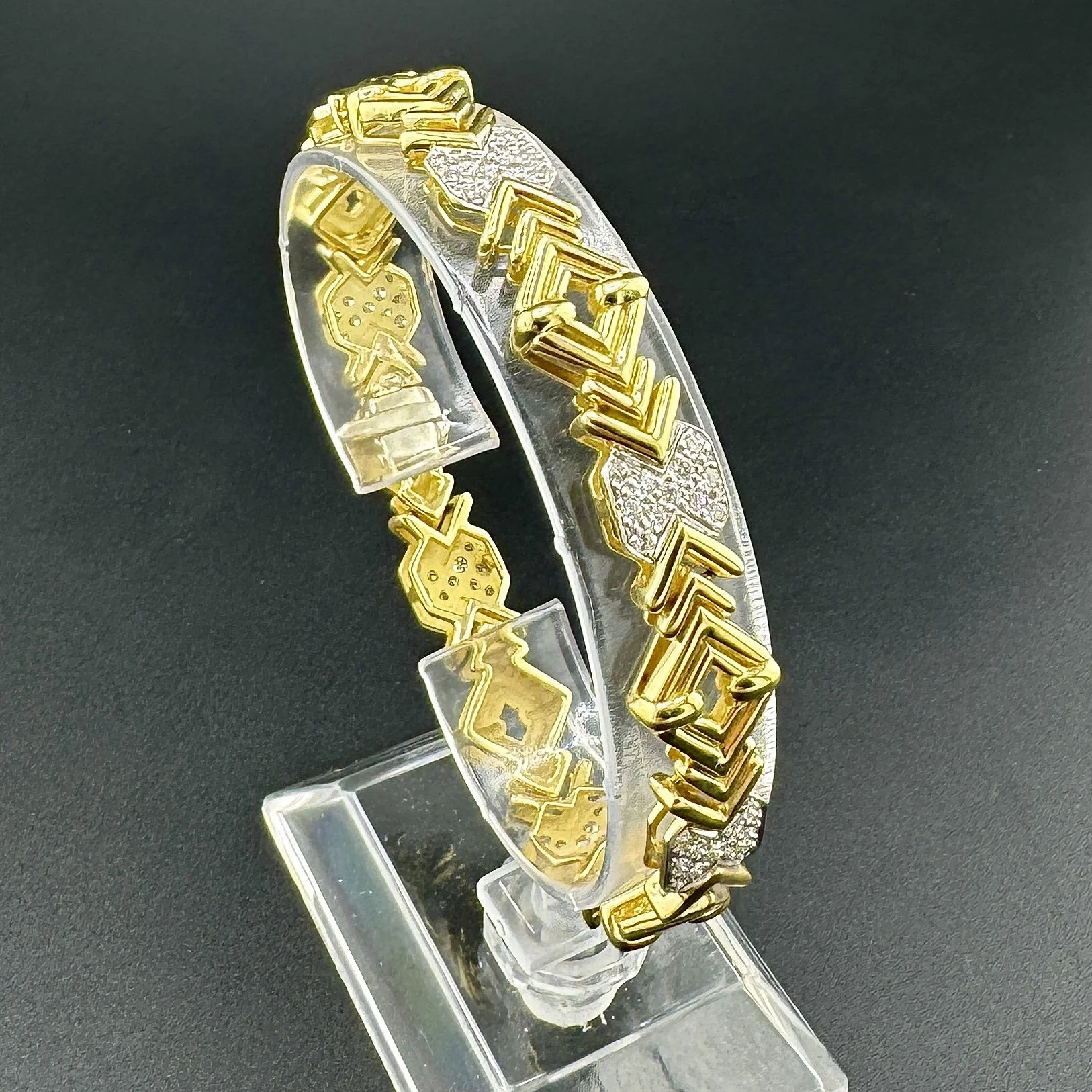 1.54CTW SI1 H-I PAVE ROUND DIAMOND BRACELET - 18K YELLOW GOLD - 7.5"