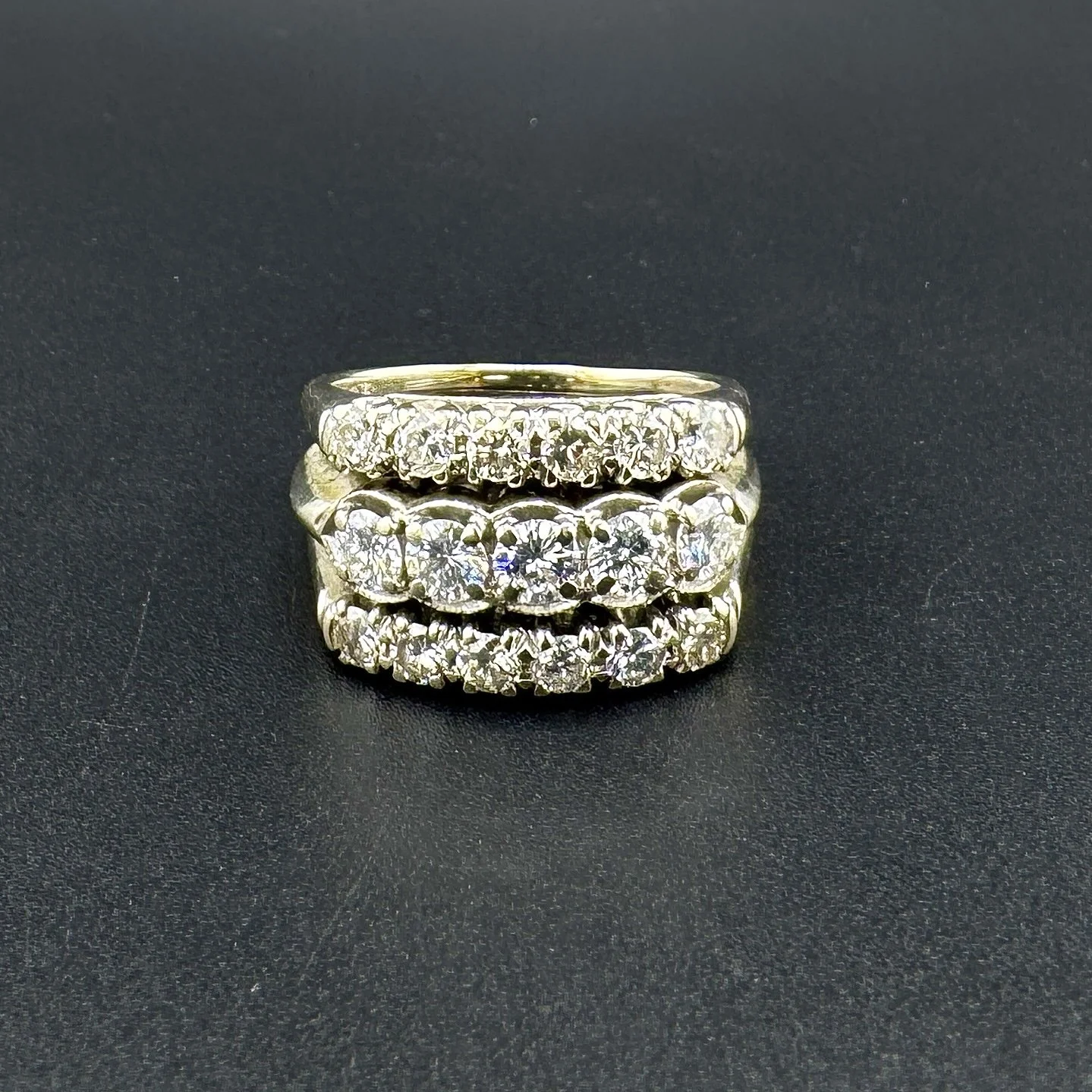 1.69CTW ROUND DIAMOND 3 ROW BAND RING - 14K WHITE GOLD - SZ 7.25