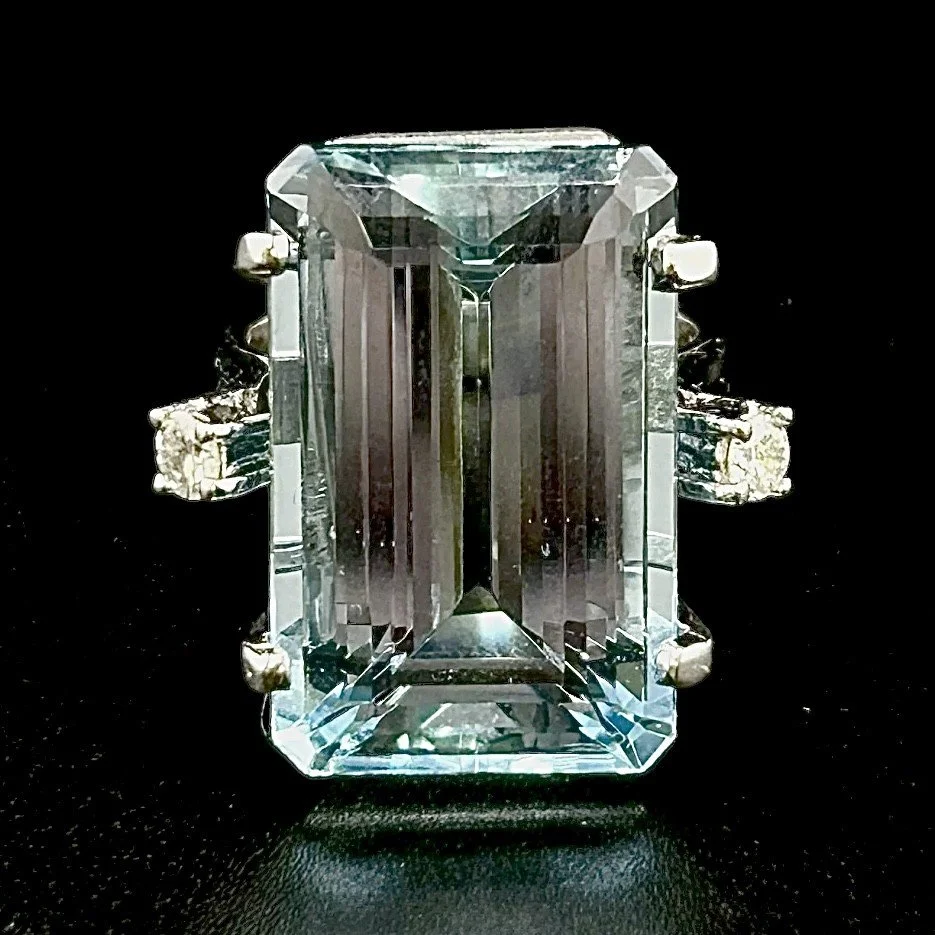 15CT EMERALD CUT AQUA PLATNIUM RING 20CTW DIAMOND 18.18G 15MM X 24MM SIZE 8