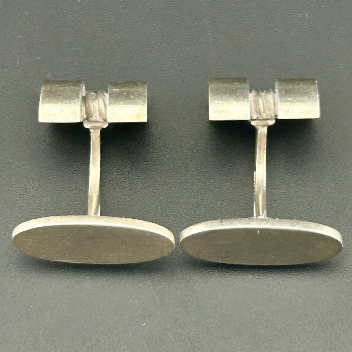CUFFS6.jpeg