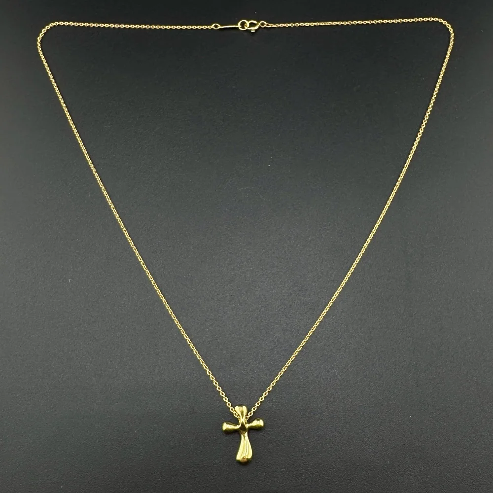 TIFFANY & CO ELSA PERETTI 12MM CROSS PENDANT NECKLACE - 18K YELLOW