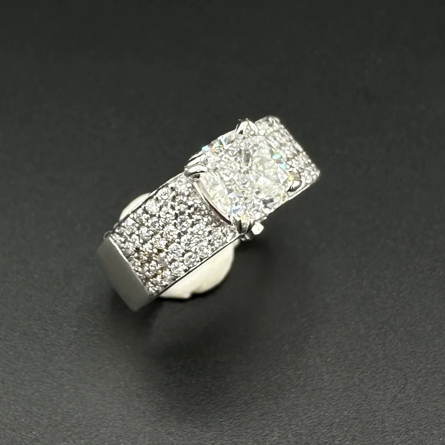 GIA 2.05CT I1 H CUSHION CUT DIAMOND RING - 18K WHITE GOLD - SZ 9 - 2.75CTW