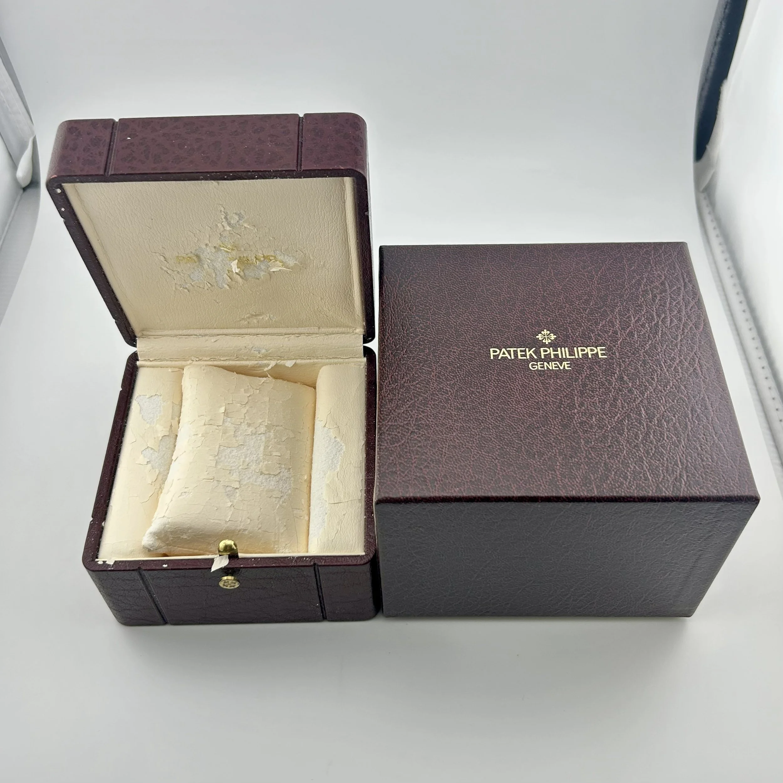 PATEK 5.jpeg