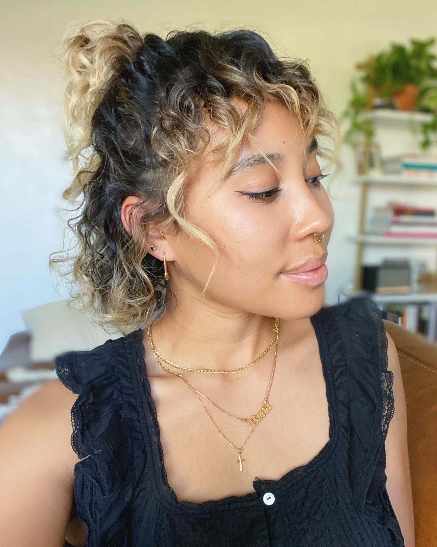 Proud to be black and proud of my hair. I&rsquo;m slowly learning how to feel empowered by the hair on my head that I&rsquo;ve abandoned for so long. It&rsquo;s been almost a decade since I&rsquo;ve seen my natural texture. Happy to see it&rsquo;s st