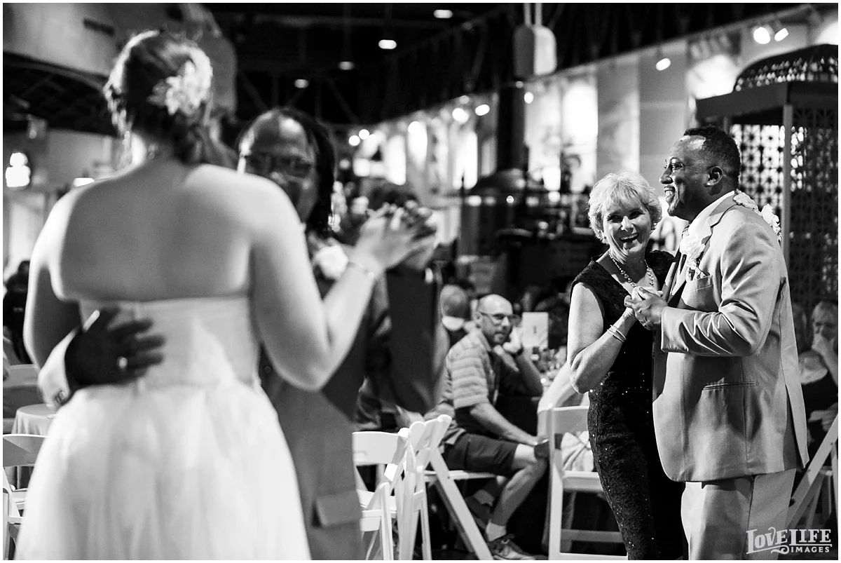 Baltimore Museum of Industry Wedding Photographer_0029.jpg