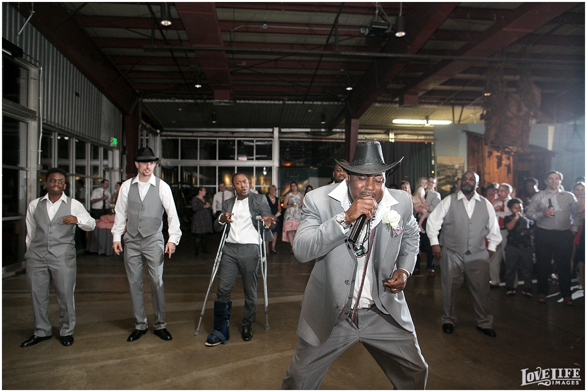 Baltimore Museum of Industry Wedding Photographer_0031.jpg