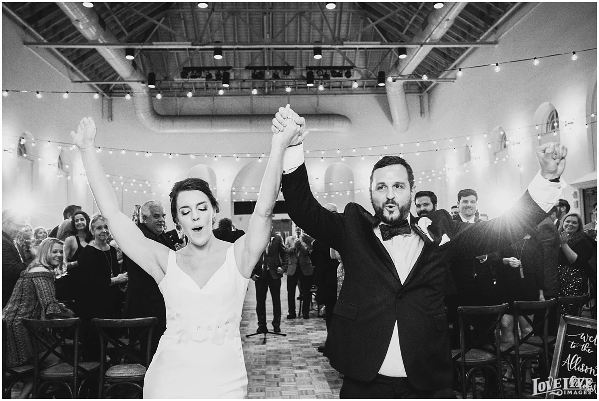 Eastern Market DC Wedding_0012.jpg