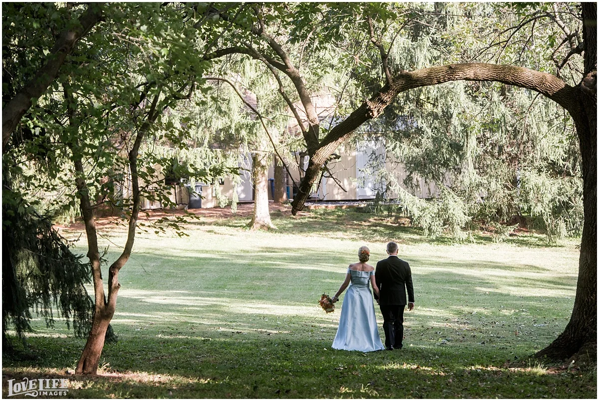 Airlie Estate Wedding_0009.jpg