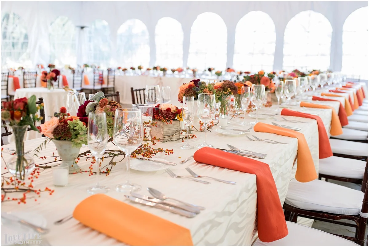 Airlie Estate Wedding_0013.jpg