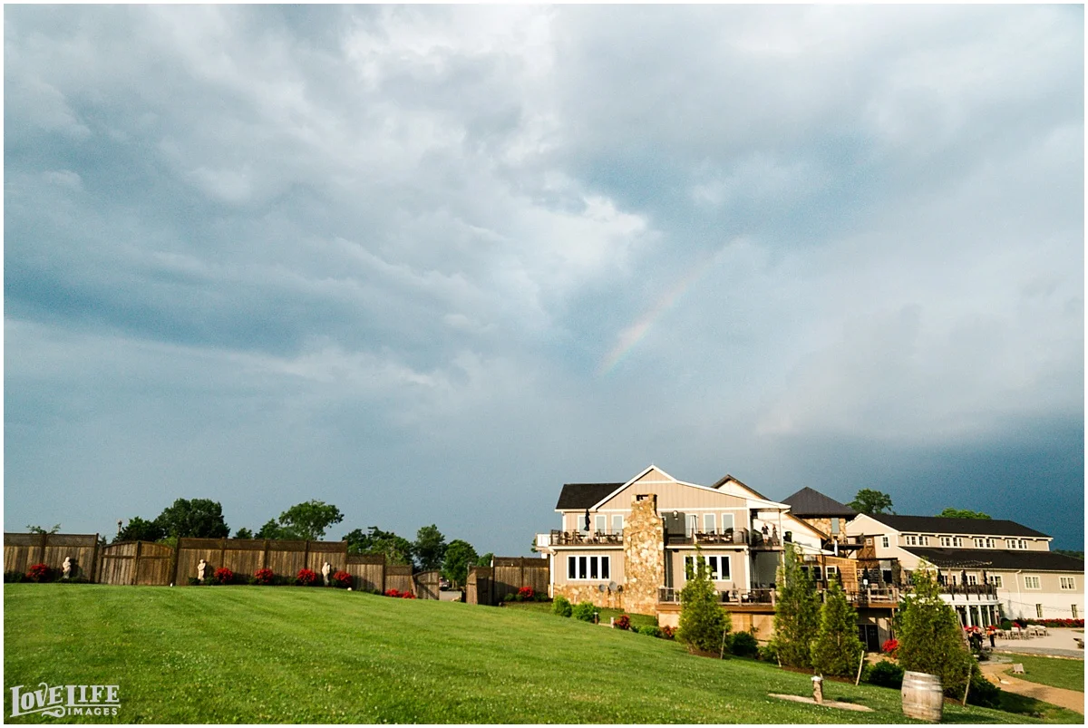 Stone-Tower-Winery-VA-Wedding_0020.jpg