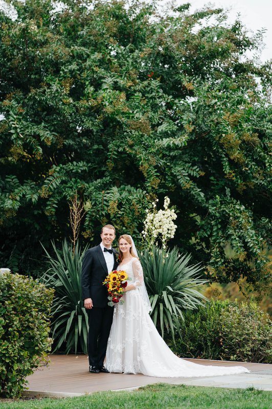 Bethesda-Strathmore-Mansion-Sunflower-Wedding-Love-Life-Images 0025.JPG