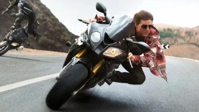mission-impossible-rogue-nation-motorcycle-explosion_1920.0-e1433808025568.jpg