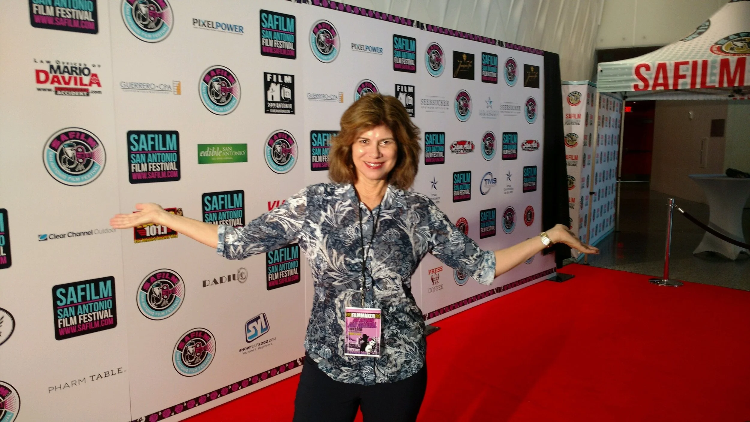 Weight-of-honor-premiere-stephanie.jpg