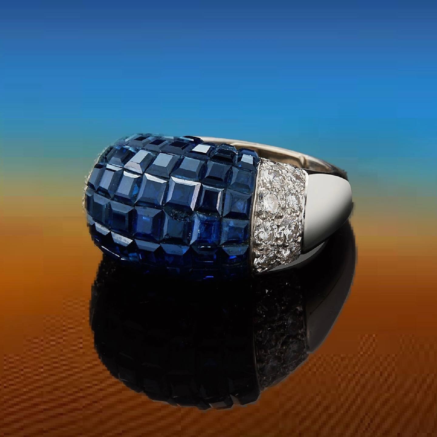 Longer sunsets are upon us! Style yourself in this splendid VCA Mystery set Sapphire and Diamond ring by #Vancleefandarpels only @hoda_esphahani info@objeteternel.com www.objeteternel.com #sapphirering #vca #objeteternel #frenchjewelry #loveartdeco #