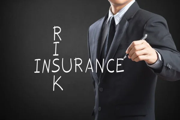 RiskInsurance-1-600x400.jpg