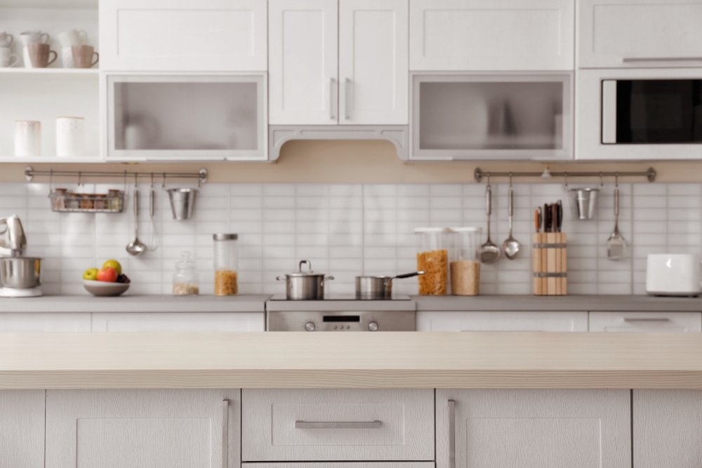Thiết kế nội thất nhà bếp: Cùng khám phá thiết kế nội thất nhà bếp độc đáo và hiện đại để tạo nên không gian dễ chịu và tiện nghi cho gia đình. Dưới những đường nét tinh tế và màu sắc phong phú của thiết kế, bạn sẽ tìm thấy niềm đam mê và sáng tạo để thỏa mãn đam mê nấu nướng và thưởng thức món ăn tuyệt vời.