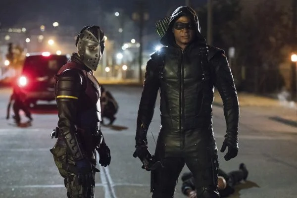 Four Color Television - Supergirl / Arrow - Week 3 Recap / Review 