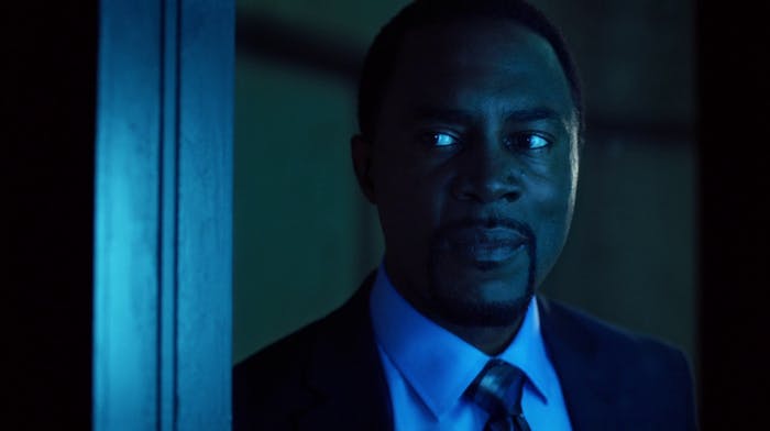 richard-brooks-plays-warden-wolfe-overseer-of-iron-heights-prison-on-the-flash.jpeg