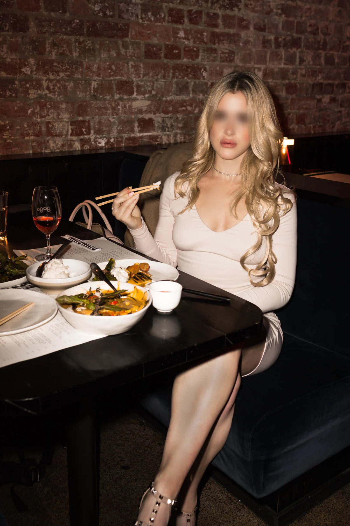 Amber King Gogo Bar-023-Edit-face blur.JPG