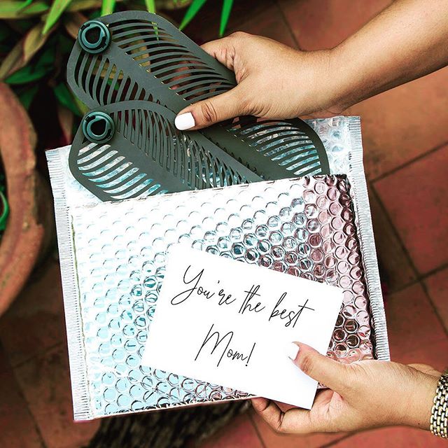 Make mum go ‘awww’ with these flat pack lights she’s never seen before. Enjoy 10% off! Get your order in before 8th May for guaranteed delivery by 12th May in Singapore! Go go go!
Shop at www.mana.sg
.
#mothersday #shoplocal #love #giftideas #giftsformom #mothersdaygifts #lights #kickstarter #postcard #flatlay #productdesign #makersgonnamake