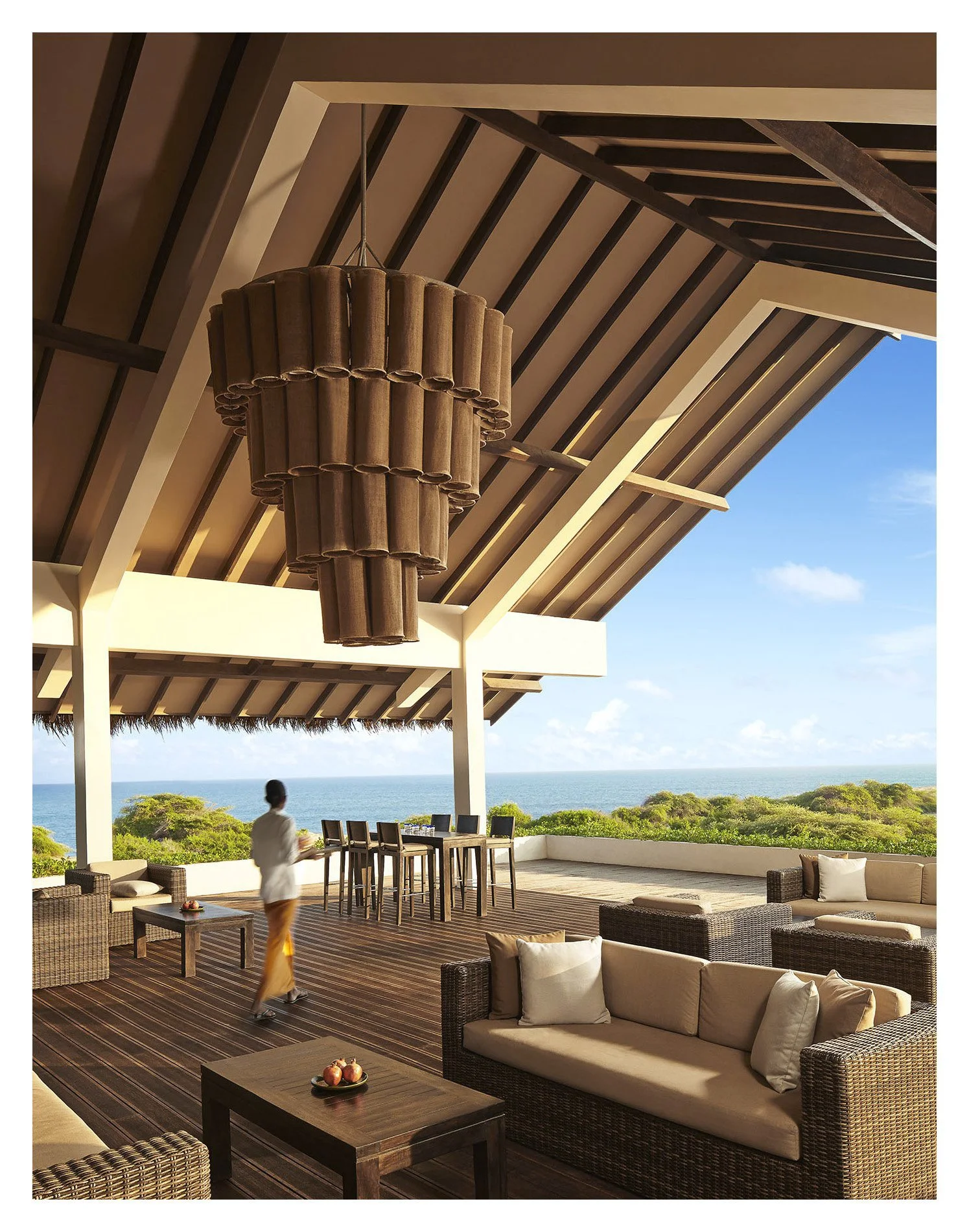 JHY_EnclosedLobby_Exterior_8350.jpg