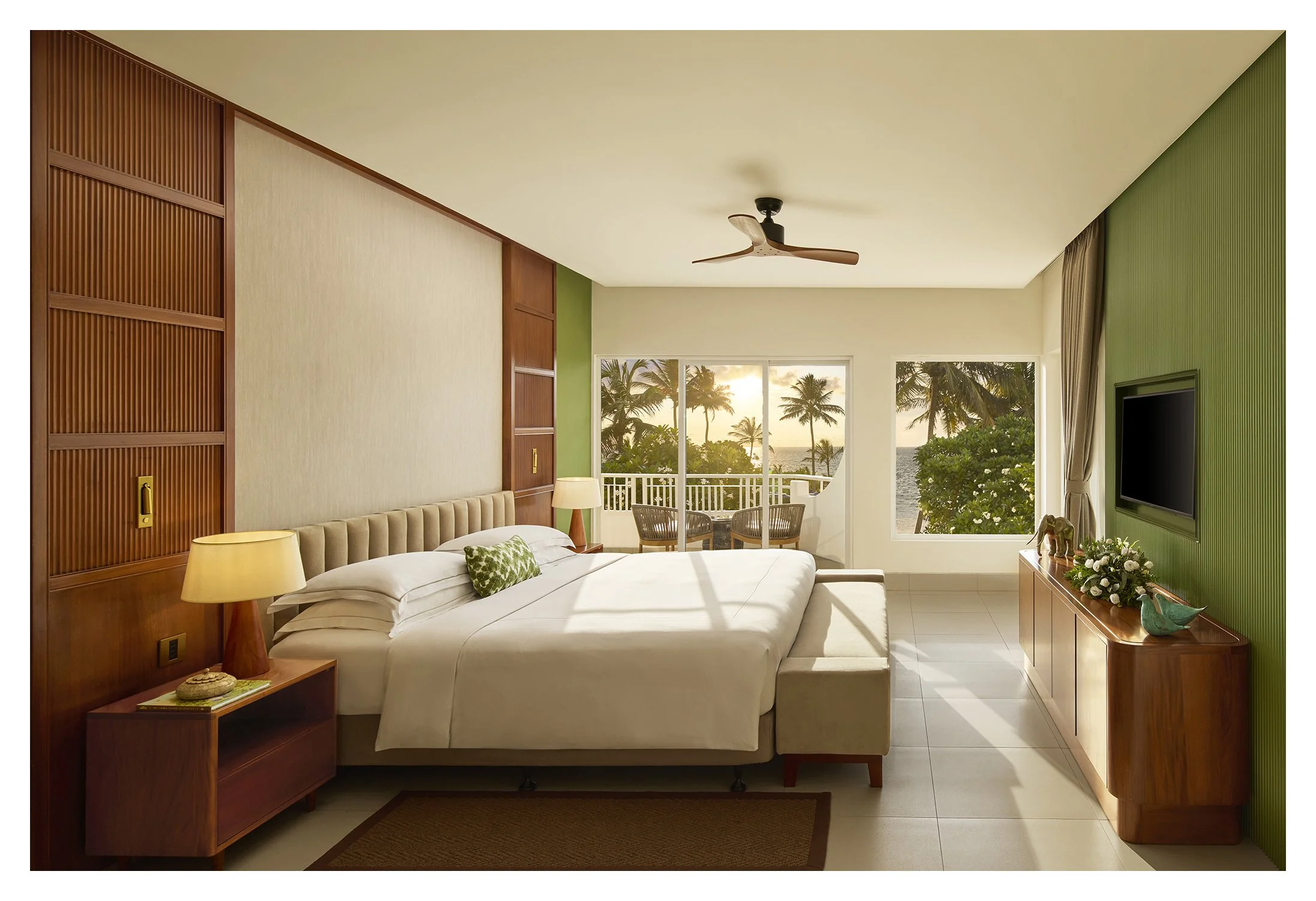TBR_LuxSuiteBed_0282.jpg
