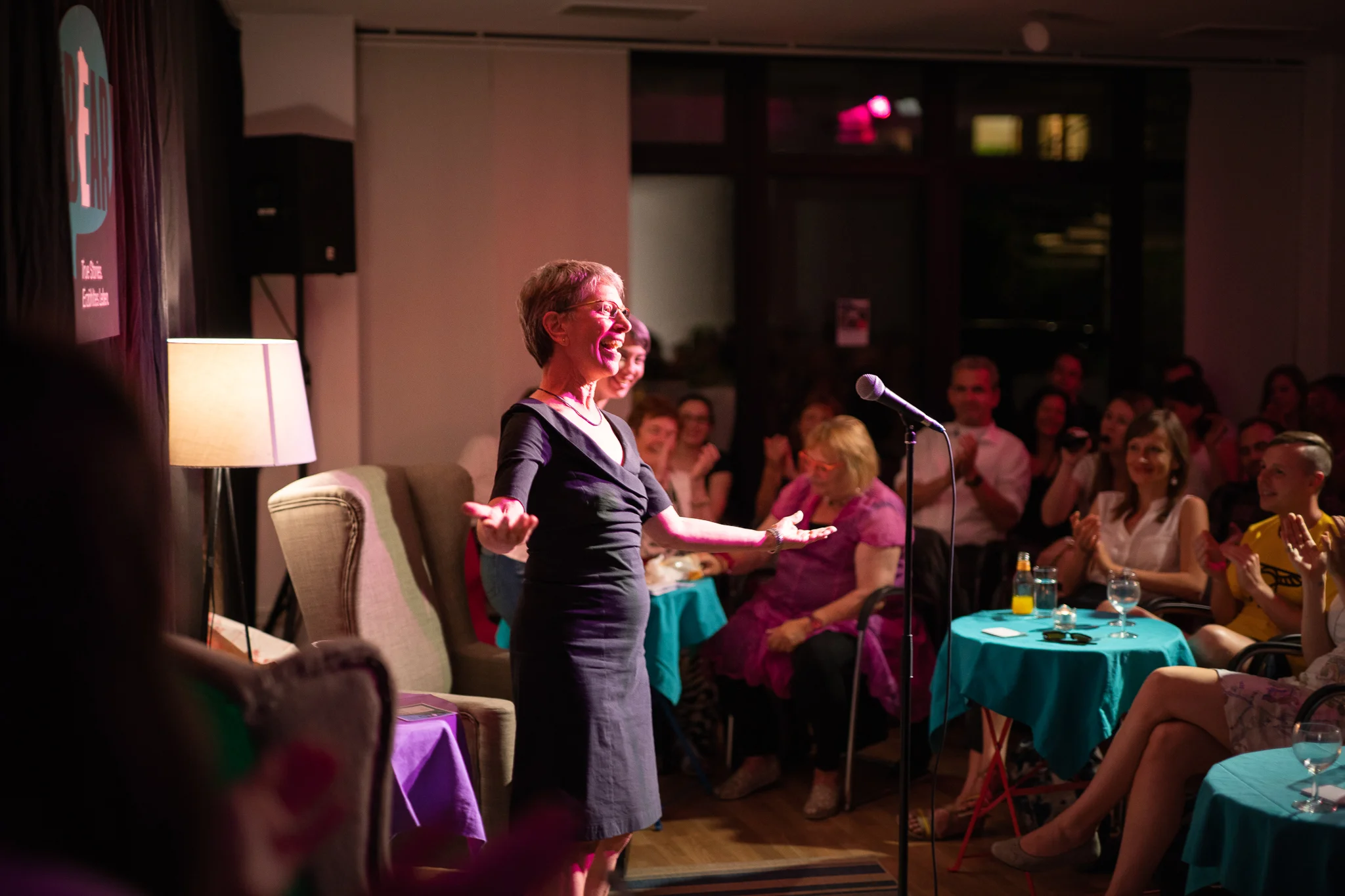 Khushi on stage at Eve of the Champs, July 2018; The Bear; Photo: Felix Limmer.