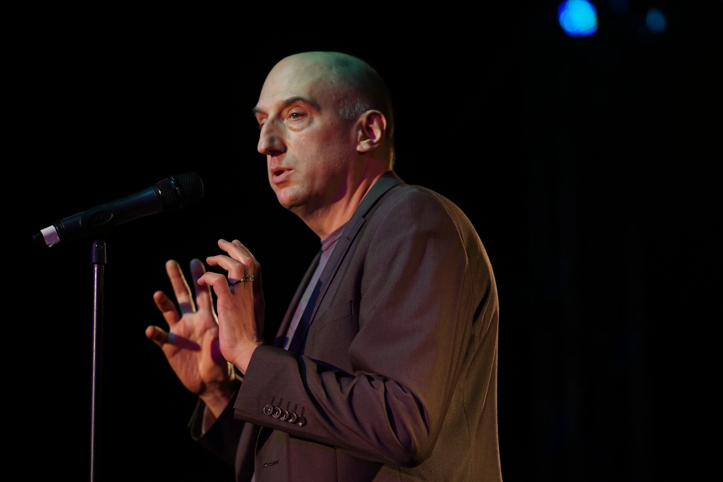 THE BEAR Berlin presents COLD - stories about breaking the ice