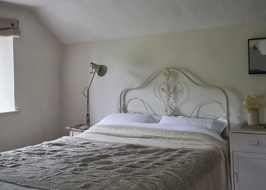 welsh blanket on bed.jpg