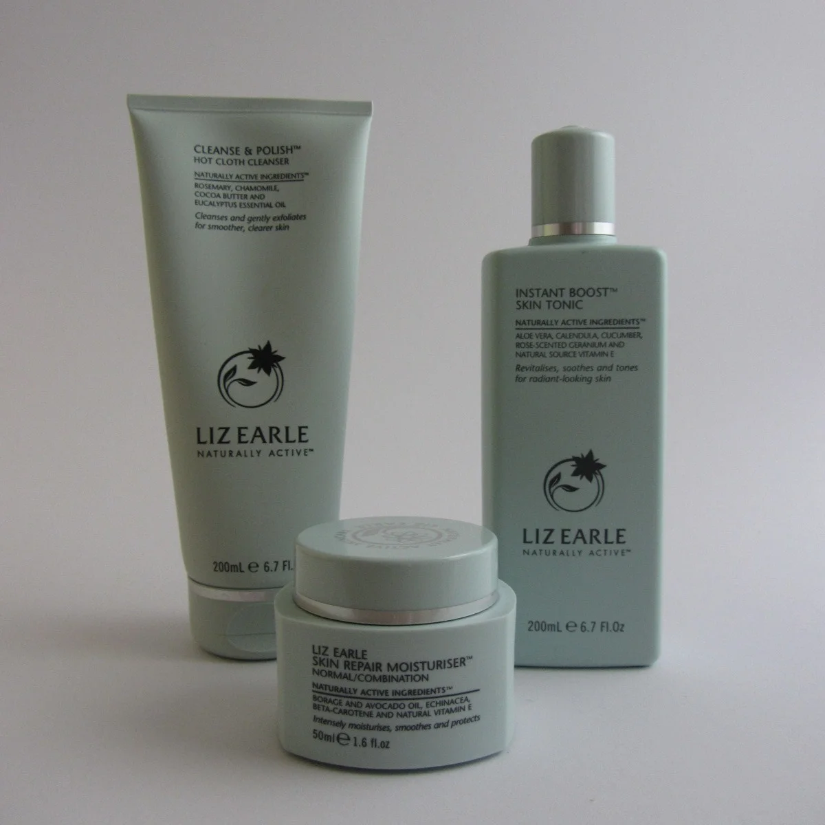 liz earle daily moisturiser