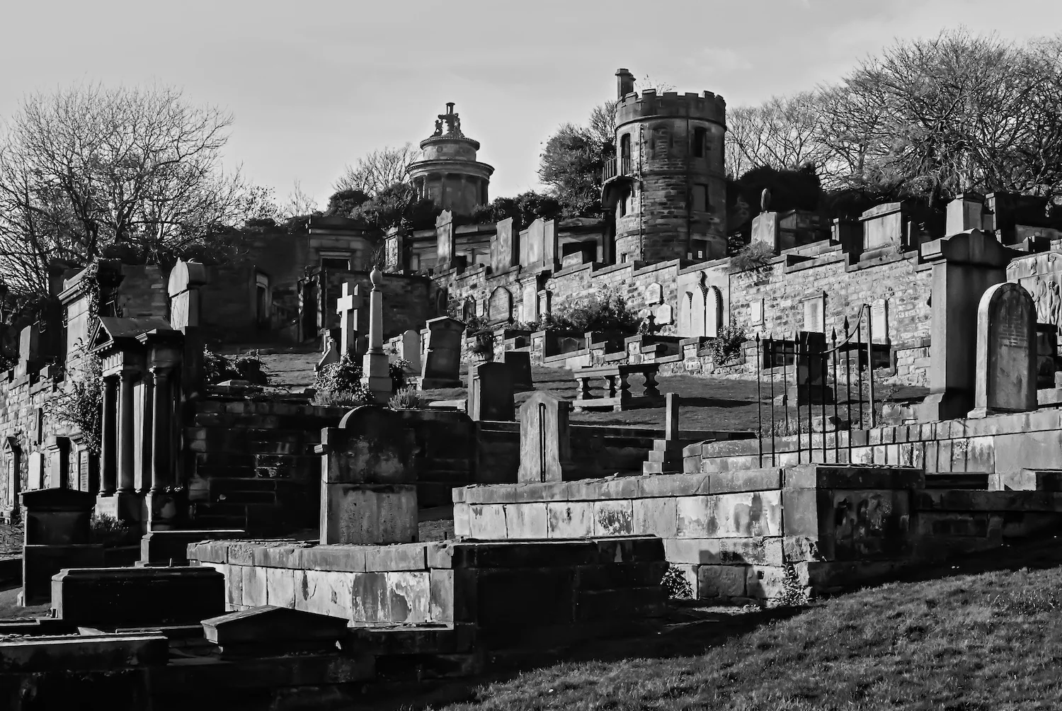 (1236) New Calton Burial Ground and Watch Tower with Robert Burns Monument in Background, Regent Road, Edinburgh, Scotland. 35mm film copy.jpg