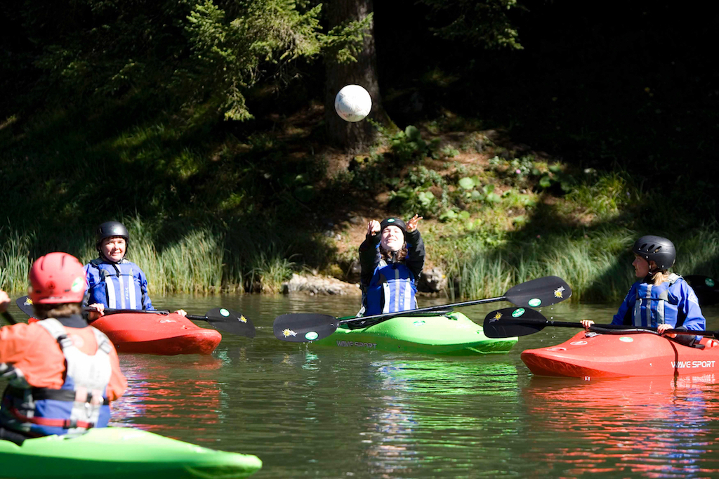 Family-Kayaking-Courses-Austria.jpg