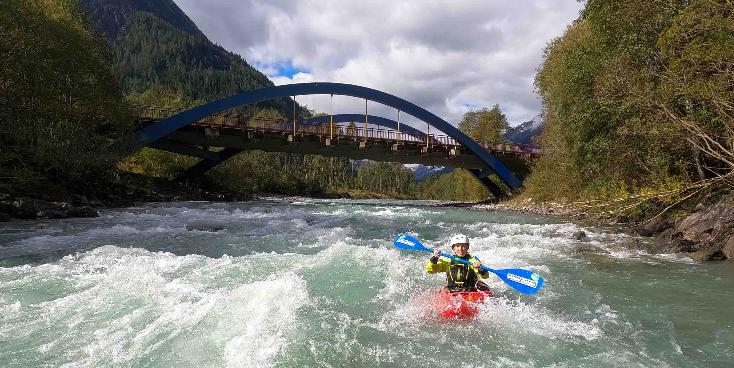 Class 2 Kayaking Courses on River Lech
