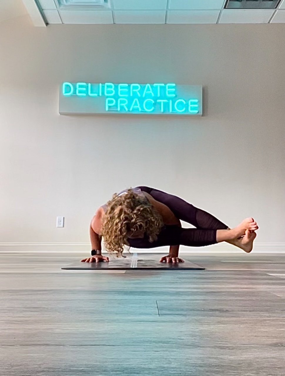Peak Pose Pop Up (8 Angle) w/Dorian Jacobson