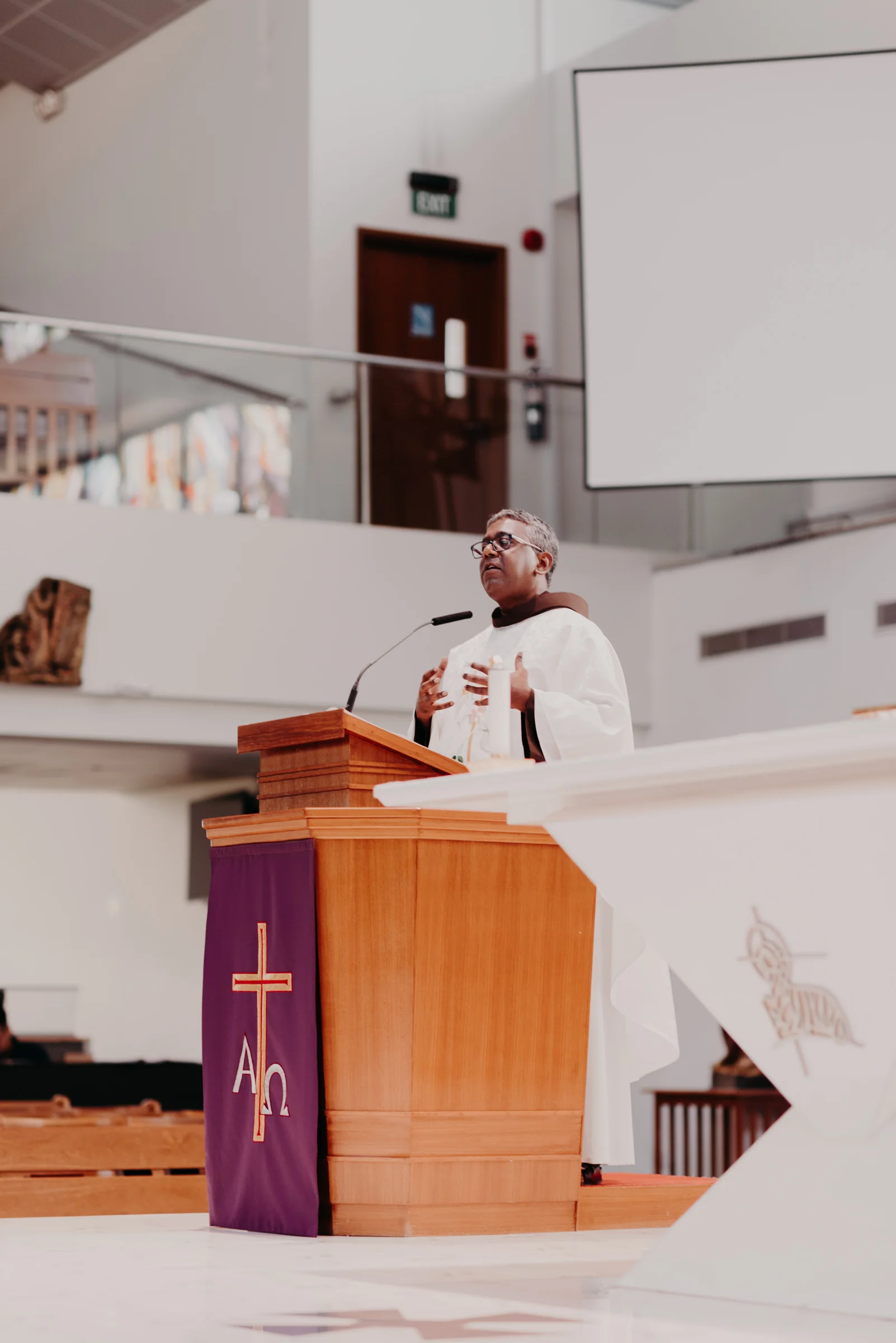 Actual Day Wedding at Church of the Holy Spirit and Merchant Court Swissotel-57.jpg