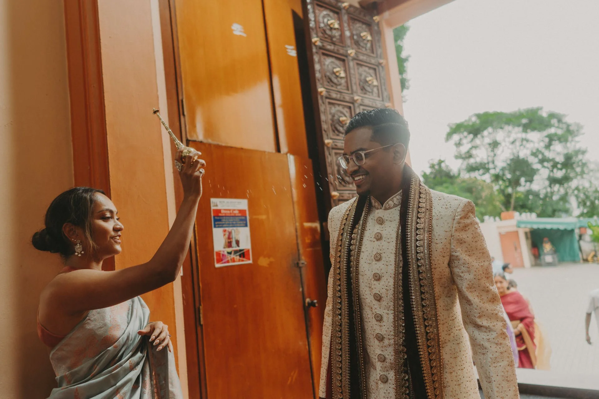 Sri Darma Muneeswaran Temple Wedding10.jpg