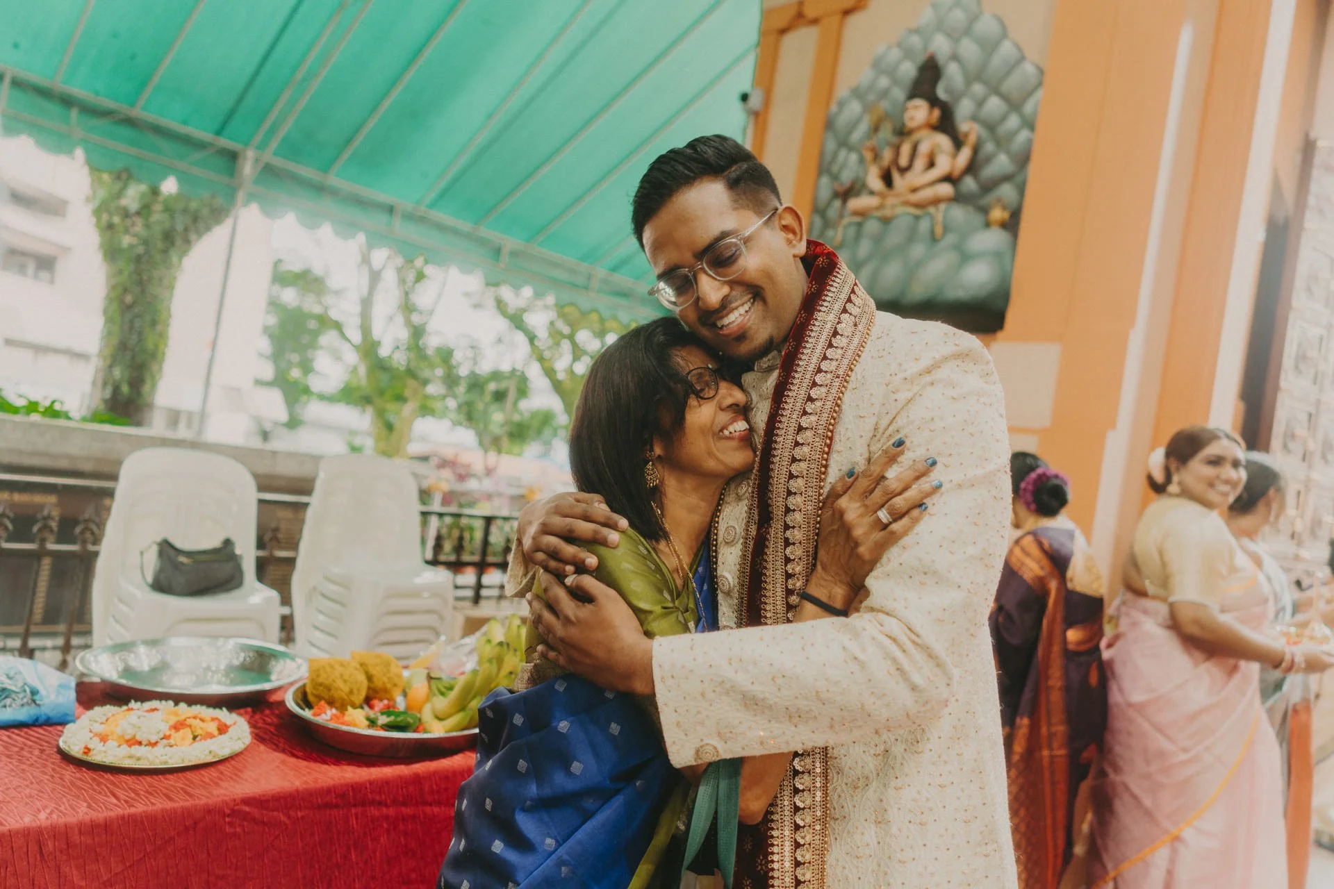 Sri Darma Muneeswaran Temple Wedding11.jpg