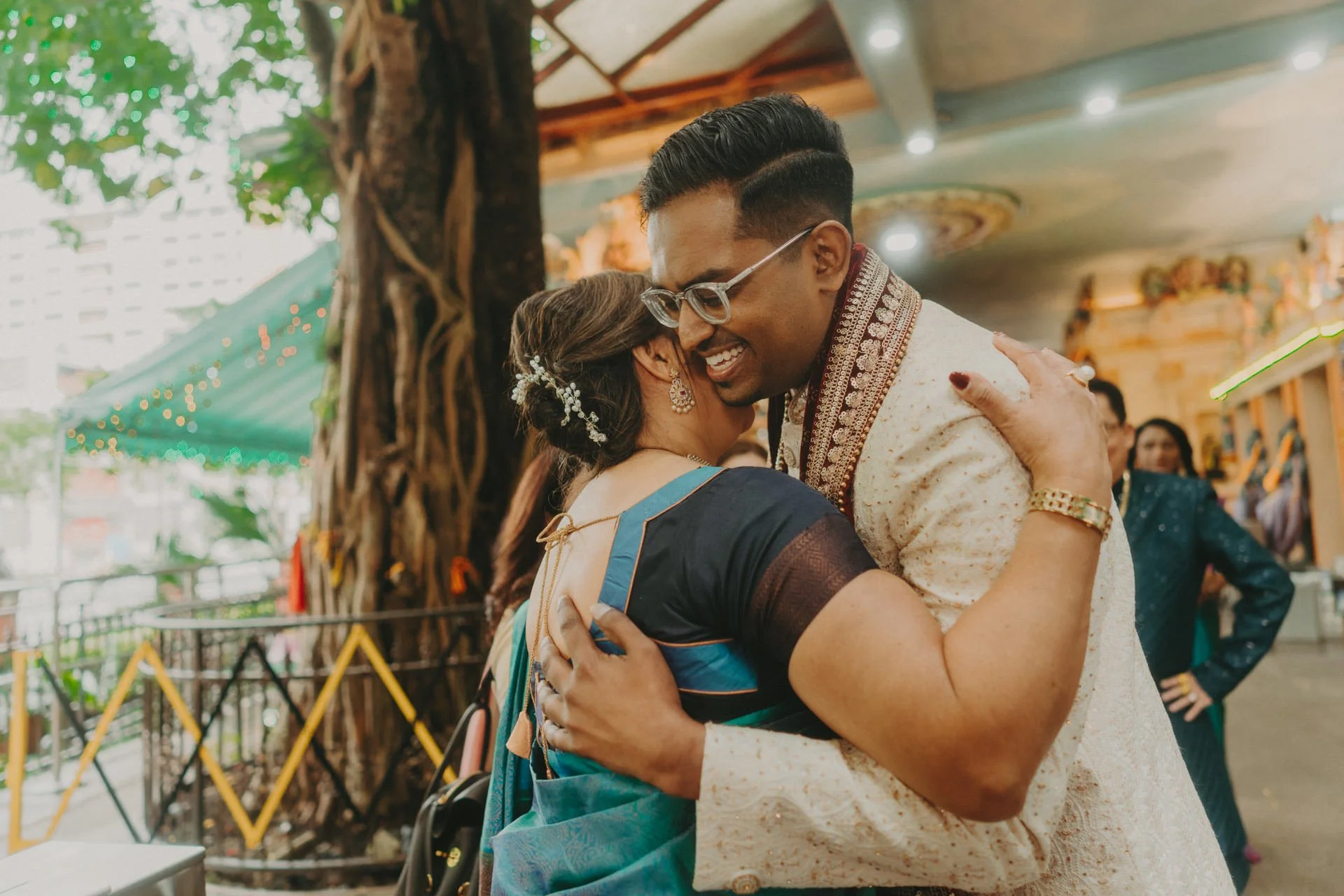 Sri Darma Muneeswaran Temple Wedding12.jpg