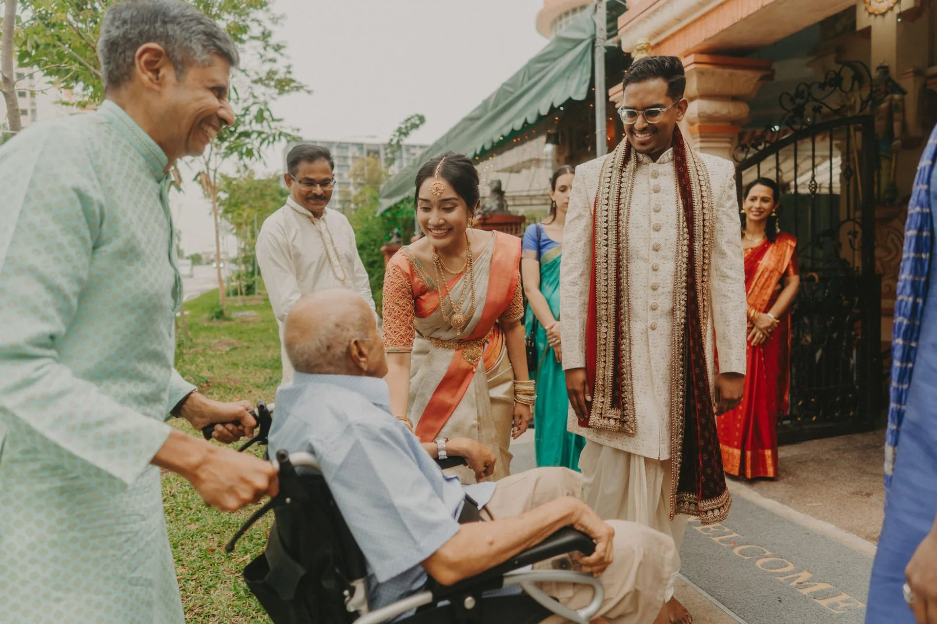 Sri Darma Muneeswaran Temple Wedding27.jpg