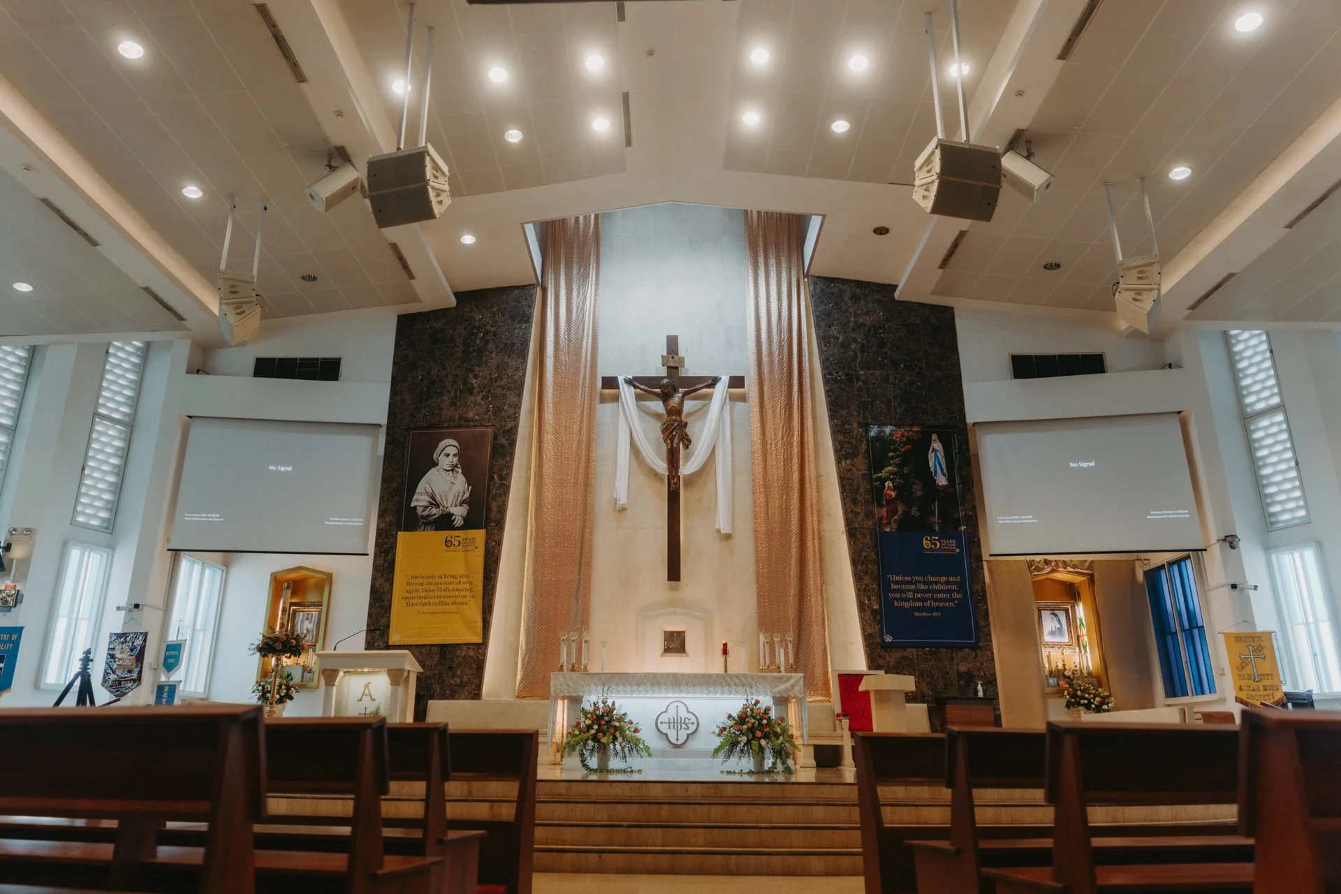 Church Of St Bernadette Wedding35.jpg