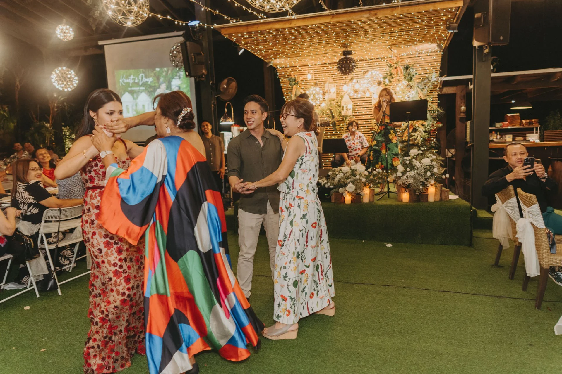 Red Dot Dempsey Wedding30.jpg