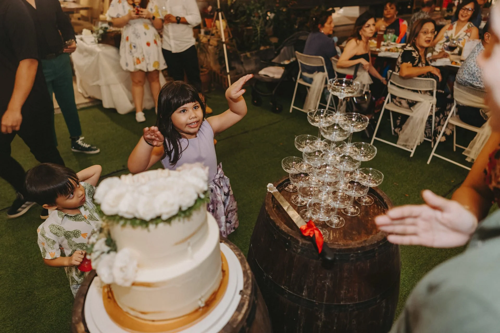 Red Dot Dempsey Wedding16.jpg