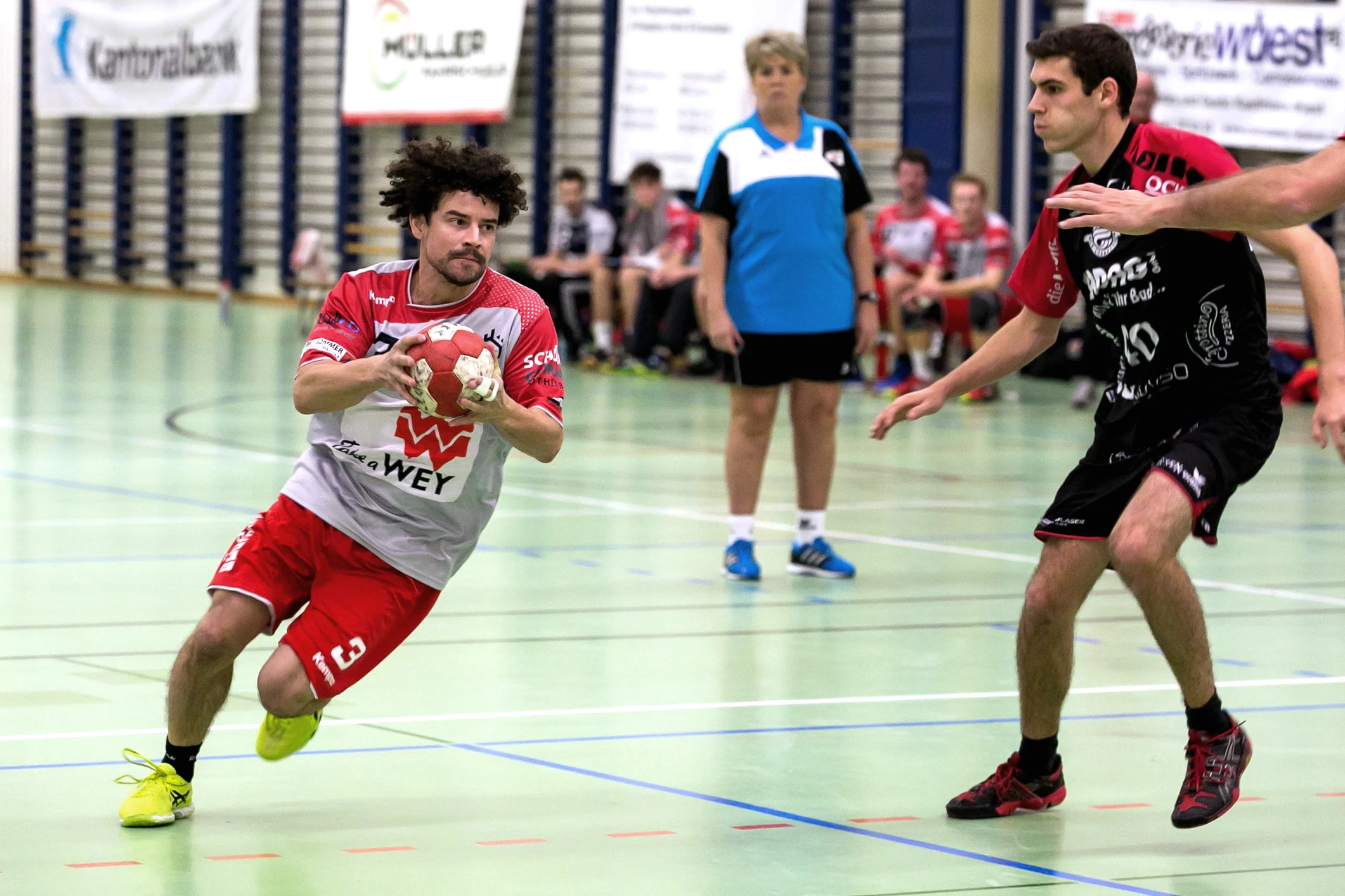 Handball-1.jpg