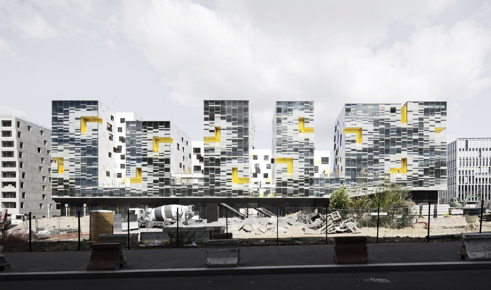 Apartment Blocks in Nanterre by X-TU | Luc Boegly