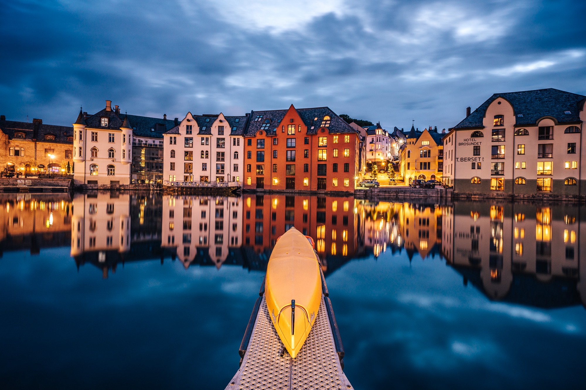 Port of Ålesund photographed at night | Jakub Fišer