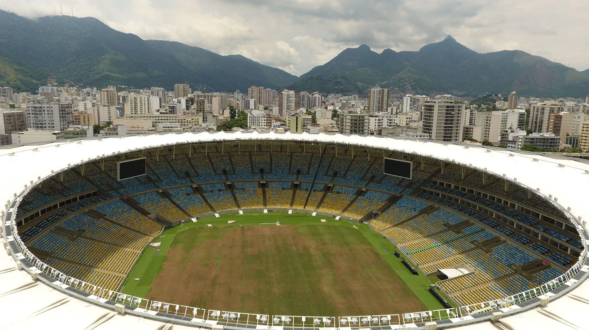 The famed Maracana Stadium has gone to waste | VANDERLEI ALMEIDA/AFP/Getty Images