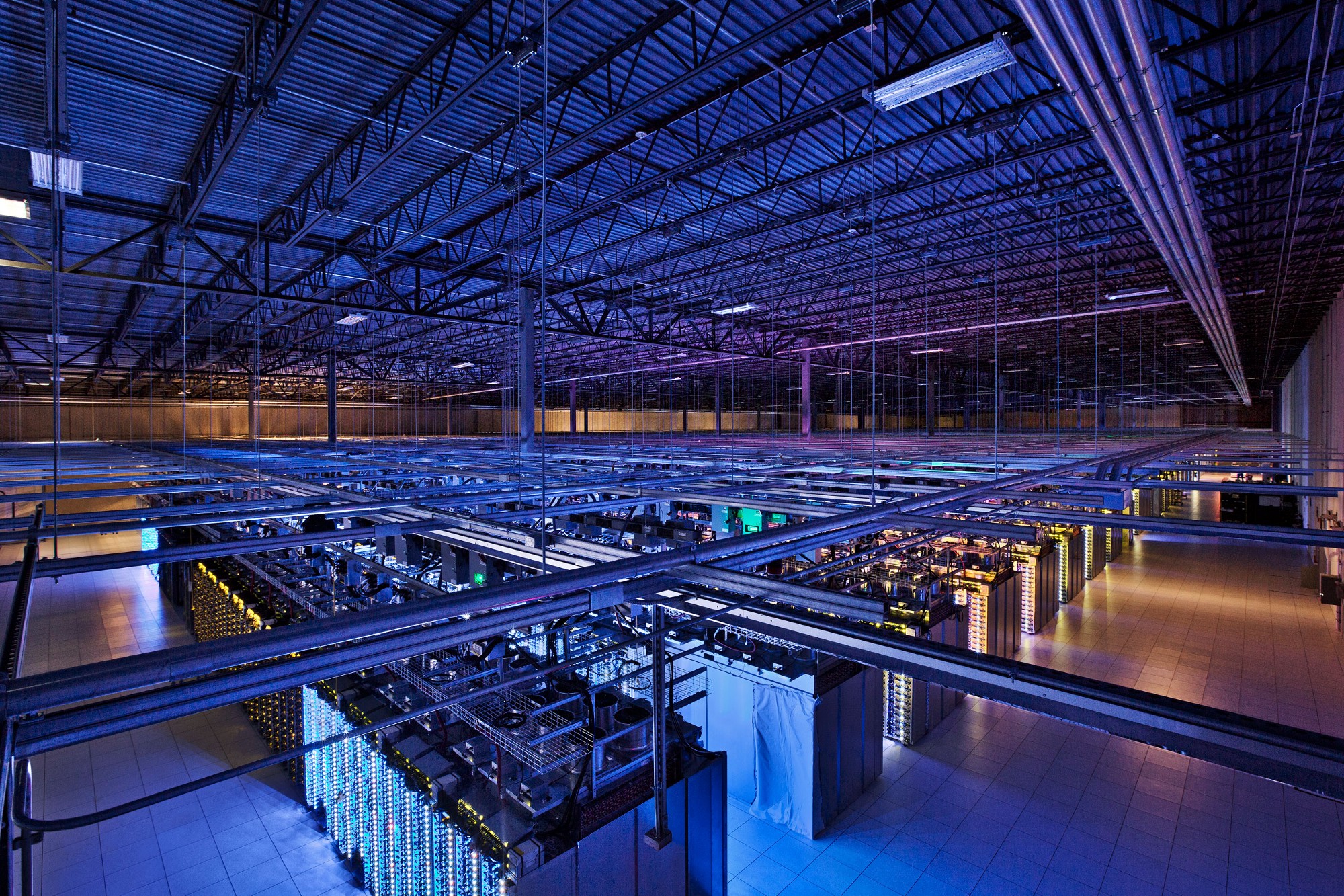 A server room in Council Bluffs, Iowa. Photo: Google/Connie Zhou