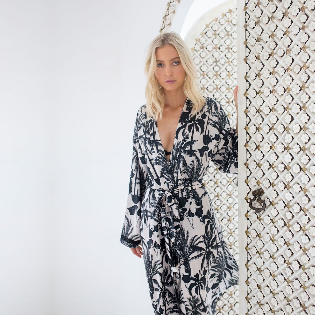 Louvelle_neutral_palm_print_robe_small_b4ee5a76-6757-4846-9da5-0b58a35b5398.jpg