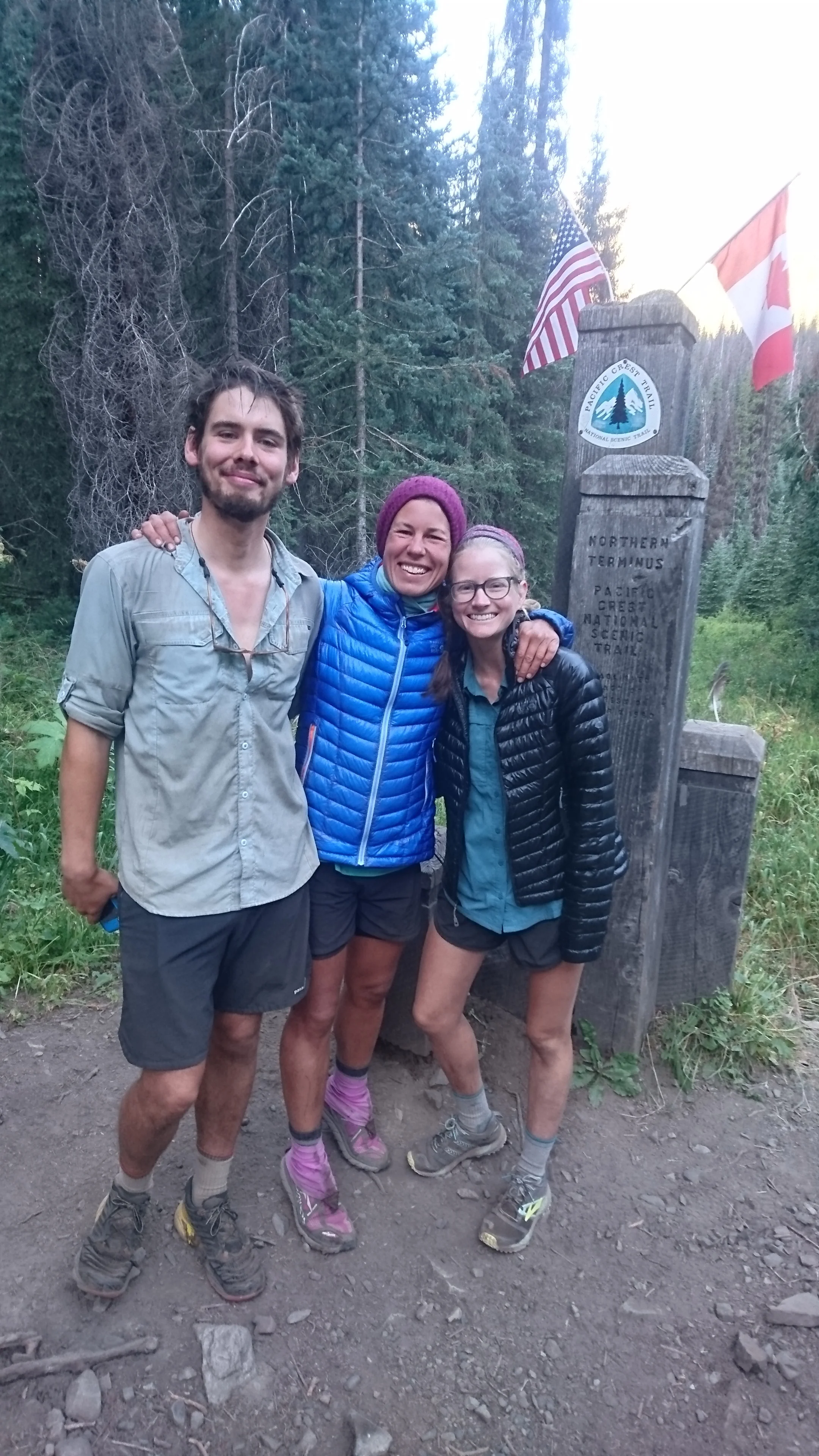 Such good hikingbuddies; Radio and Bites!